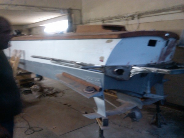 IMG00041-20100803-2030.jpg (607.37 KiB) Viewed 212963 times The side guards from elder versions were addopted here. We also mounted a stream or sword-style plate under it that is prolonged towards the middle