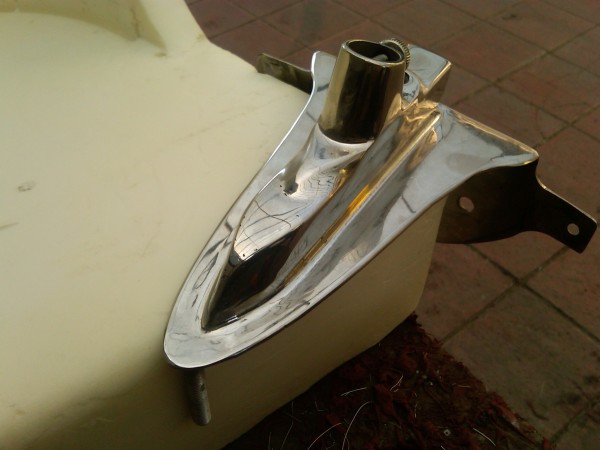 IMG00274-20110724-1652.jpg (443.99 KiB) Viewed 223549 times Old 'stern-bird'