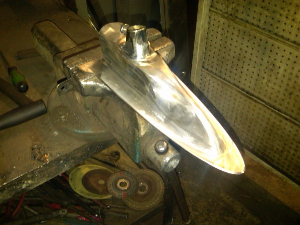 IMG00278-20110724-2146.jpg (566.82 KiB) Viewed 282195 times New ''stern bird'' has a light in it.