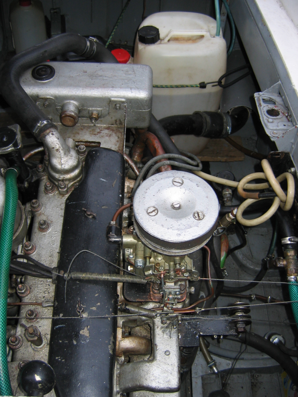 Engine, carb